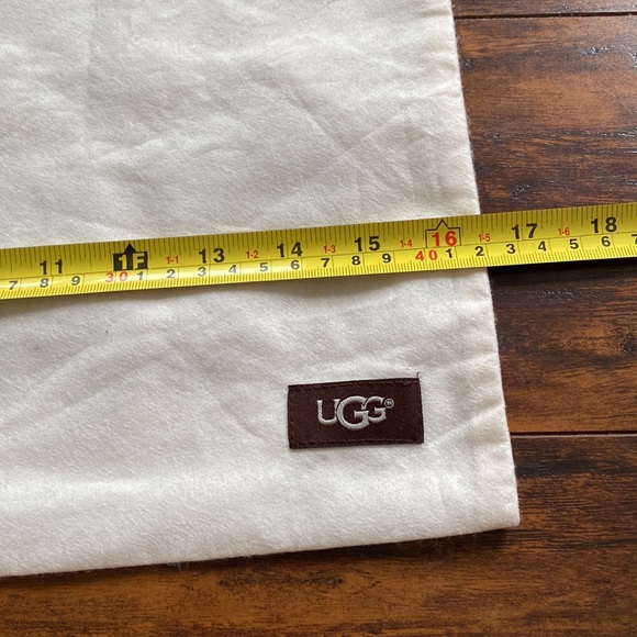 UGG Dustbag - Picture 3 of 4